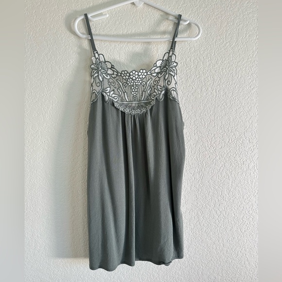 2 Spaghetti Strap Tanks - Picture 3 of 5